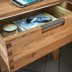 Wohnen 46 cm breite Nachtkommode aus geölter Eiche - Teano