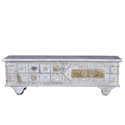 146 cm breite Truhe in Antikweiß mit Bronze - Abraham^Wohnen Discount