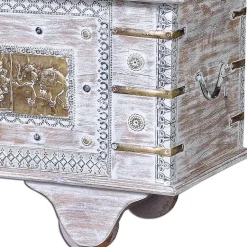 146 cm breite Truhe in Antikweiß mit Bronze - Abraham^Wohnen Discount