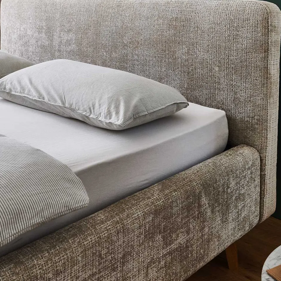 Wohnen Beigefarbenes Polsterbett mit Bezug aus Boucle - Tudan