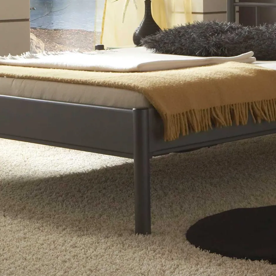 Wohnen Bett Regina aus Metall