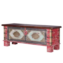 Charakterstarke Holztruhe mit Metallgriffen - Agacina^Wohnen Clearance