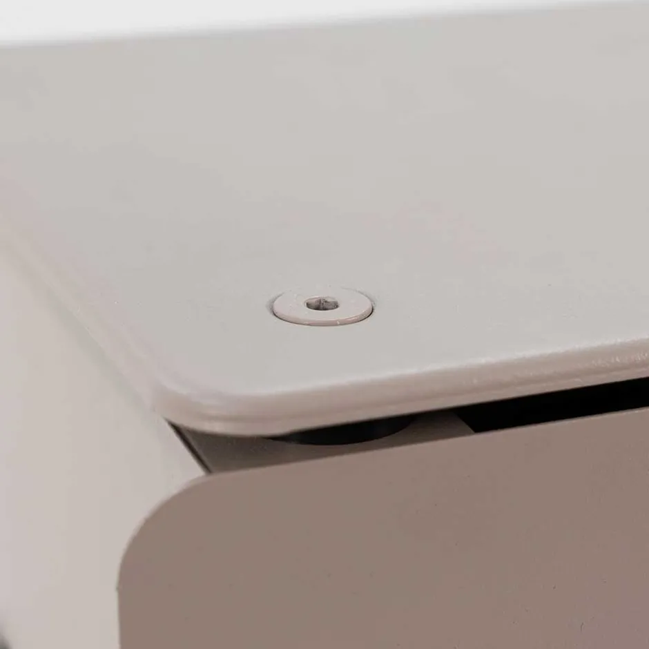 Wohnen Design Metallkommode in Taupe - Dolomiti