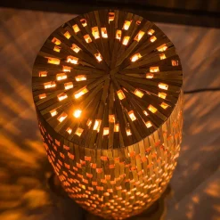 Design Stehleuchte aus Teak Massivholz - Niridena^Wohnen Sale