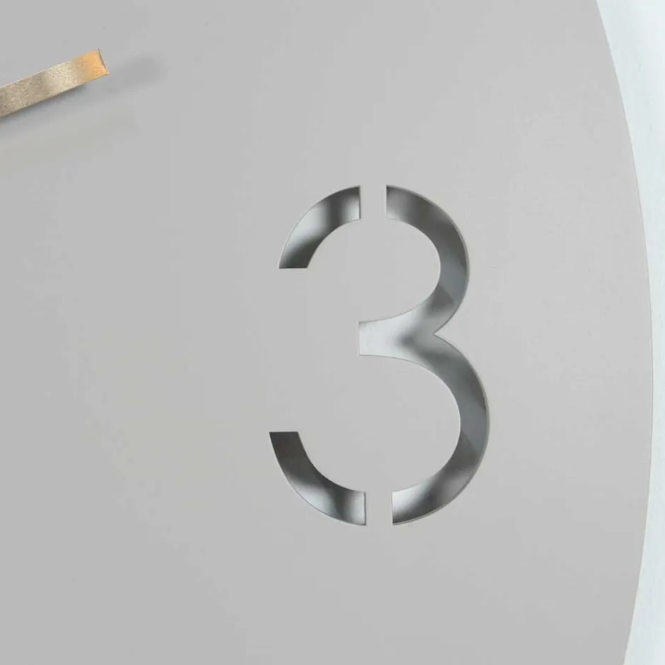 Design Wanduhr in Taupe - Cardini^Wohnen Outlet