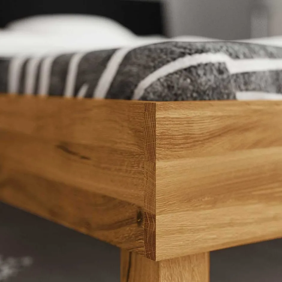 Wohnen Design Wildeichebett mit schwarzem Kopfteil - Olbysca I