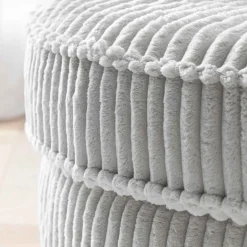 Wohnen Drehbarer Wohnzimmersessel in Hellgrau - Iliana