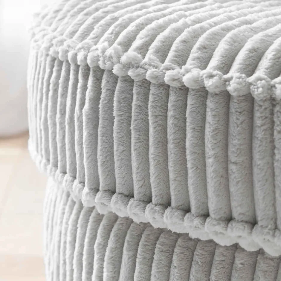 Wohnen Drehbarer Wohnzimmersessel in Hellgrau - Iliana