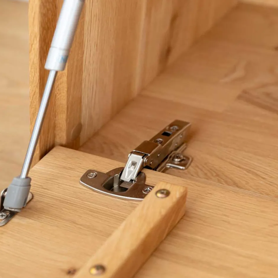 Eichenholz TV Board mit Hirnholz Applikation - Deruta^Wohnen Best