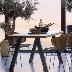 Esszimmertisch aus Abachi Holz - Charme^Wohnen