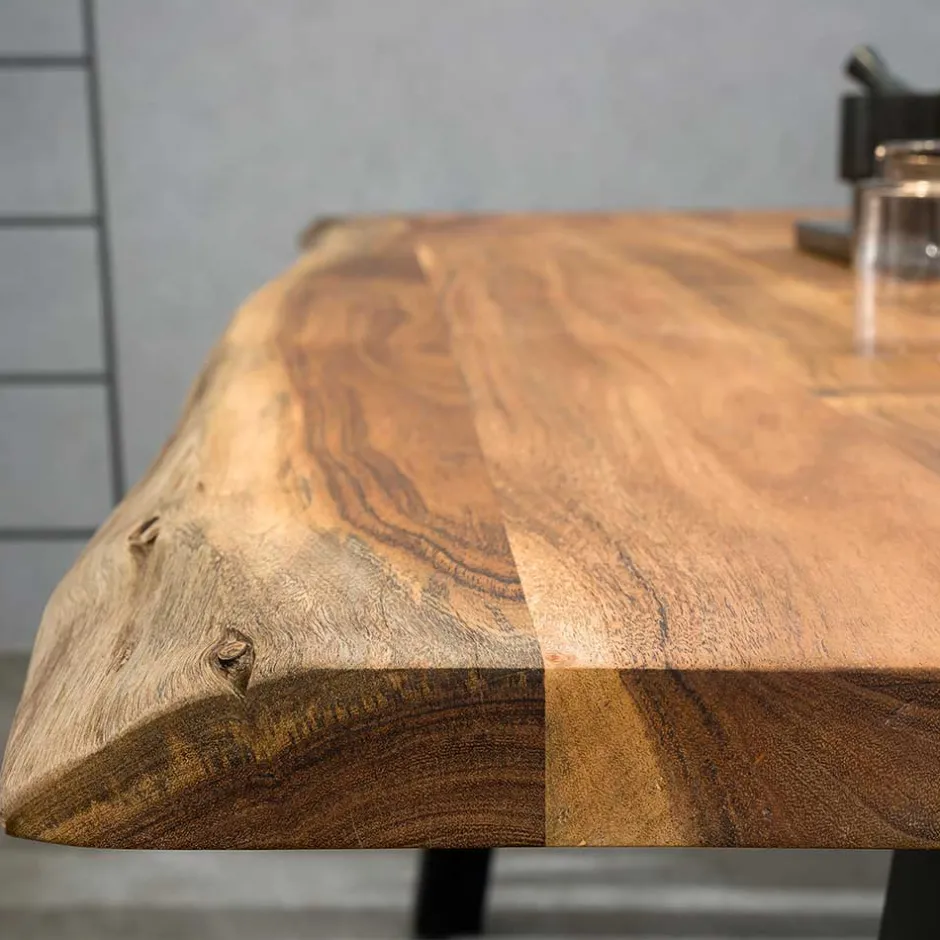 Wohnen Esszimmertisch mit Naturkante und A-Design-Gestell - Viradossa
