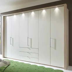 Falttürenschrank Gunjo in Weiß Eiche Sägerau^Wohnen Discount