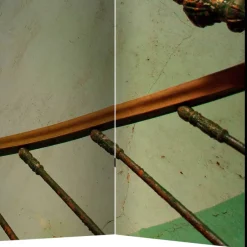 Wohnen Farbig bedruckter Paravent mit Motiv Wendeltreppe - Eprisa