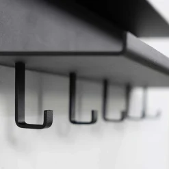 Garderobenleiste aus schwarzem Stahl - Badehma^Wohnen New