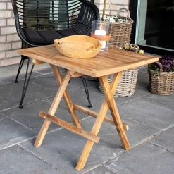 Geölter Gartentisch aus Teak Massivholz - Adaja^Wohnen Discount