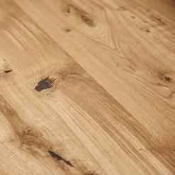 Geölter Wildeiche Essenstisch mit Stahlbeinen - Mandirov^Wohnen Online