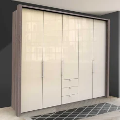 Gleittüren-Schlafzimmerschrank in modernem Design - Drikes^Wohnen Online