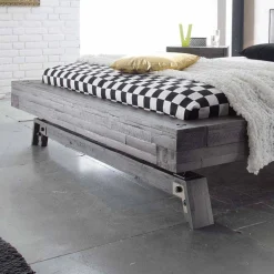 Graues Massivholzbett Firendra im Vintage Industry Style^Wohnen New