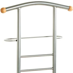 Herrendiener Silas mit Sitz^Wohnen