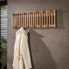 Wohnen Hängegarderobe in Mangoholz Sandfarben - Imparacta