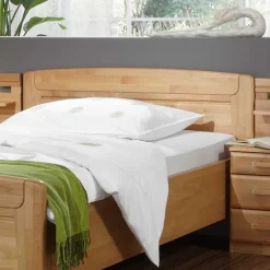 Wohnen Holzbett Bordeaux aus Erle