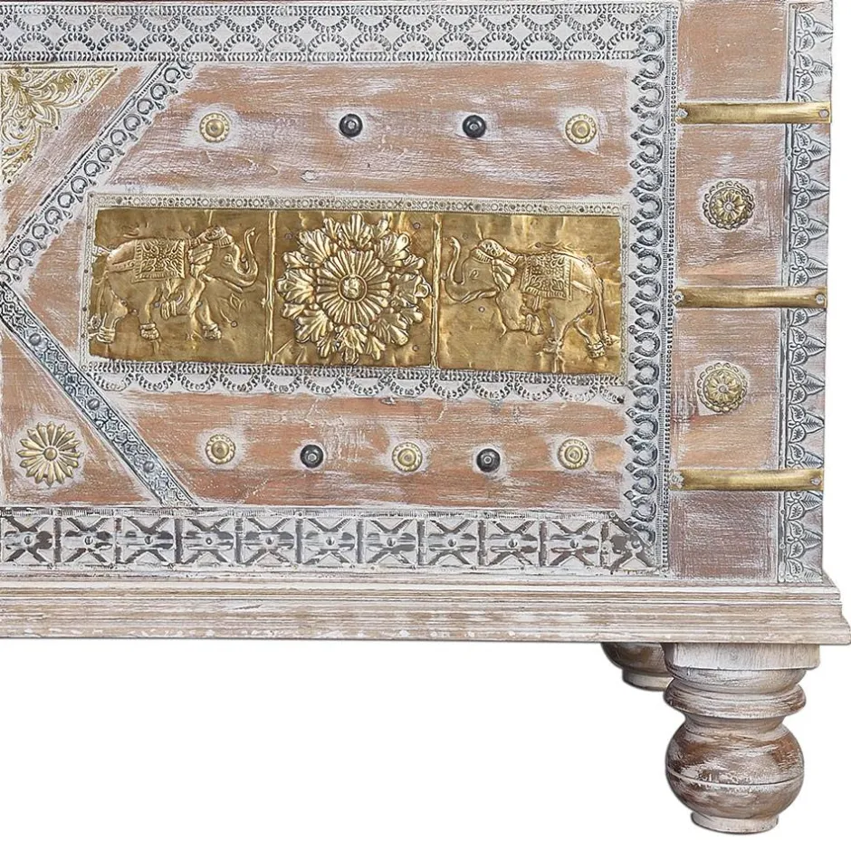 Wohnen Holztruhe - ausgefallen gestaltet - Abraham