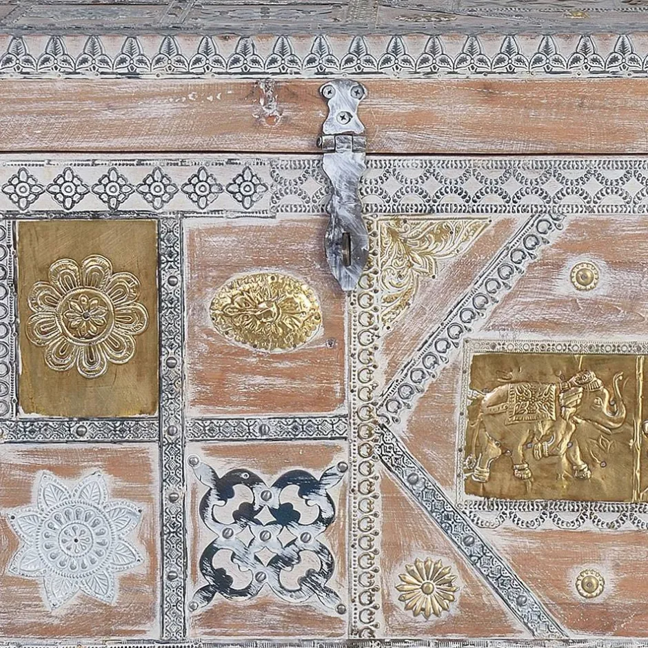 Wohnen Holztruhe - ausgefallen gestaltet - Abraham