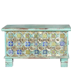 Holztruhe dekorativ mehrfarbig gestaltet - Zinatella^Wohnen Online