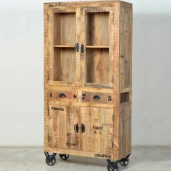 Wohnen Holzvitrine Indri auf Rollen