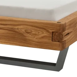 Industrial Balkenbett mit Metallkufen - Magie^Wohnen