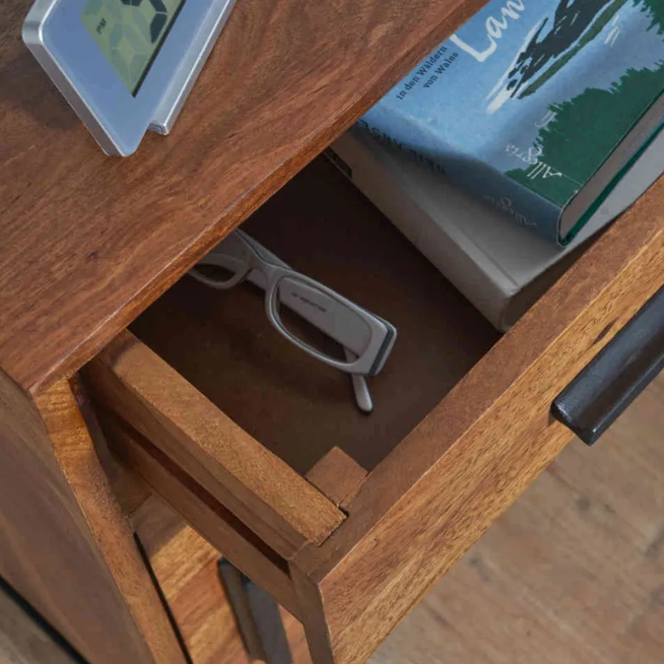 Industrial Nachtschrank mit Schublade und Tür - Vacca^Wohnen Hot