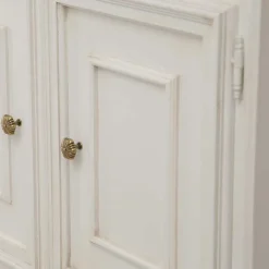 Klassischer TV Unterschrank in Antikweiß - Vicina^Wohnen Sale