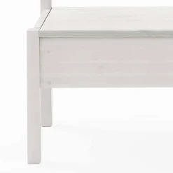 Kleine Landhaus Bank Onesti mit Truhe^Wohnen Best