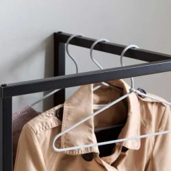 Wohnen Kompakte Standgarderobe mit Spiegel - Jannick