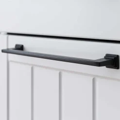 Landhaus Hochschrank fürs Bad - Goliat^Wohnen New