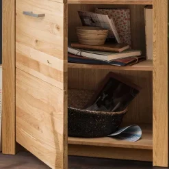 Massive Holzvitrine aus geölter Wildeiche - Loitons^Wohnen Best