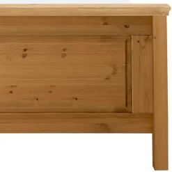 Massives Bett im klassischen Design - Piatra^Wohnen Hot