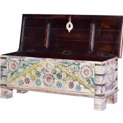 Wohnen Massivholz Truhe im Boho Style - Akeno