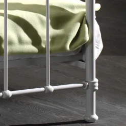 Wohnen Metallbett Maccles in Weiß