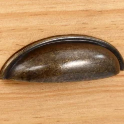 Wohnen Nachtkommode im Landhaus Look mit Metallgriffen - Xasimir