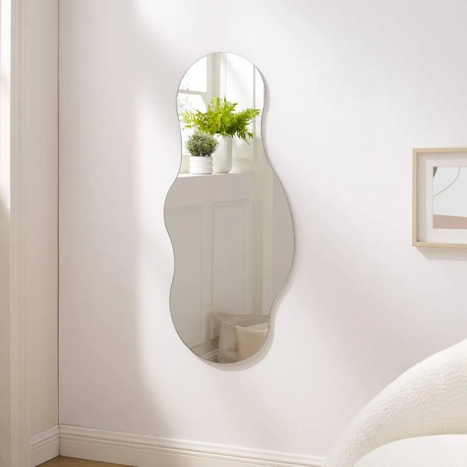 Wohnen Organisch geformter Spiegel ohne Rahmen - Estate