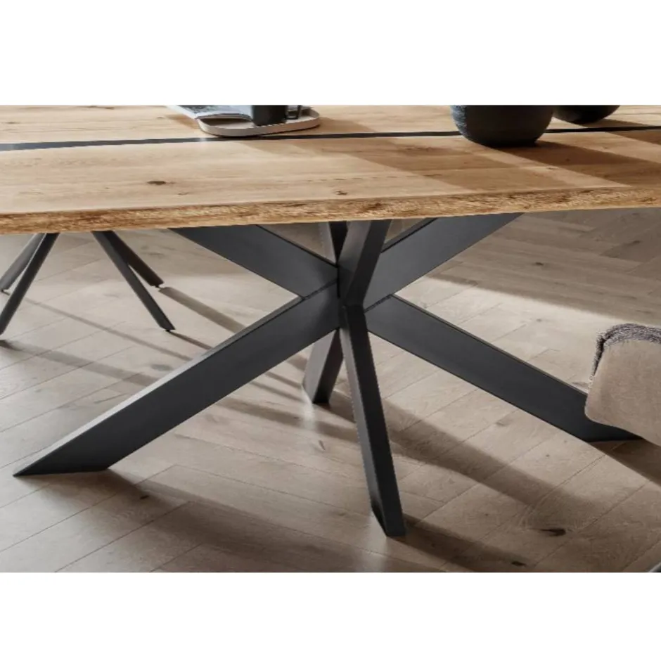 Wohnen Ovaler Wildeichetisch mit Epoxid-Harz-Einlage - Tyvoria