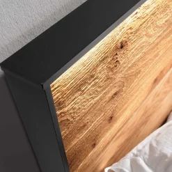 Rustikales Design Bett auf Kufen - Claas^Wohnen Discount