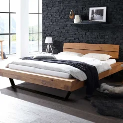 Rustikales Wildeiche Holzbett mit Metallkufen - Space^Wohnen Clearance