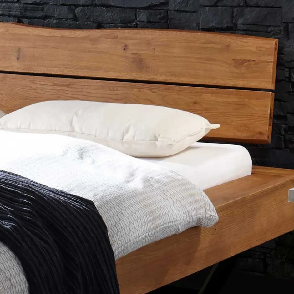 Rustikales Wildeiche Holzbett mit Metallkufen - Space^Wohnen Clearance