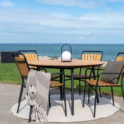 Scandi Chic Gartentisch aus Teak Massivholz - Farmer^Wohnen New