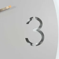 Wohnen Scandi Chic Wanduhr in Taupe - New York