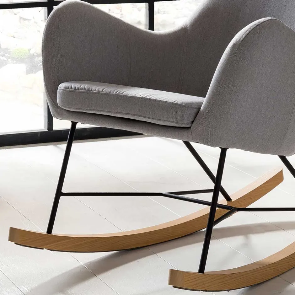 Scandi Schaukelstuhl mit grauem Stoff - Karin^Wohnen Sale