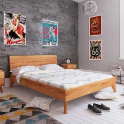 Schlichtes Holz Bett in Überlänge 220cm - Junola^Wohnen