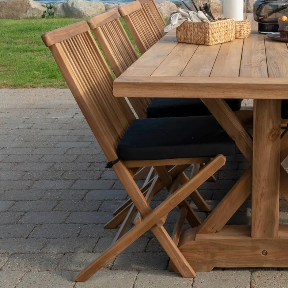 Teakholz Tischgruppe mit acht Stühlen - Kaena (neunteilig)^Wohnen Discount